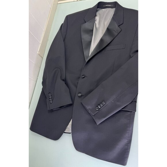 Calvin Klein Tuxedo 2 Pc Set 46L Jacket 38X32 Pants Pleated 100% Wool 2 Button - Picture 2 of 16